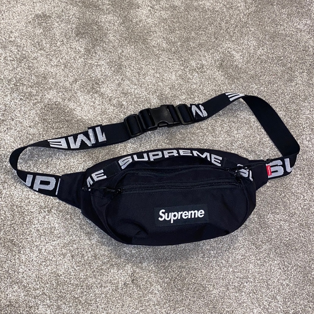 Supreme Black side bag🖤